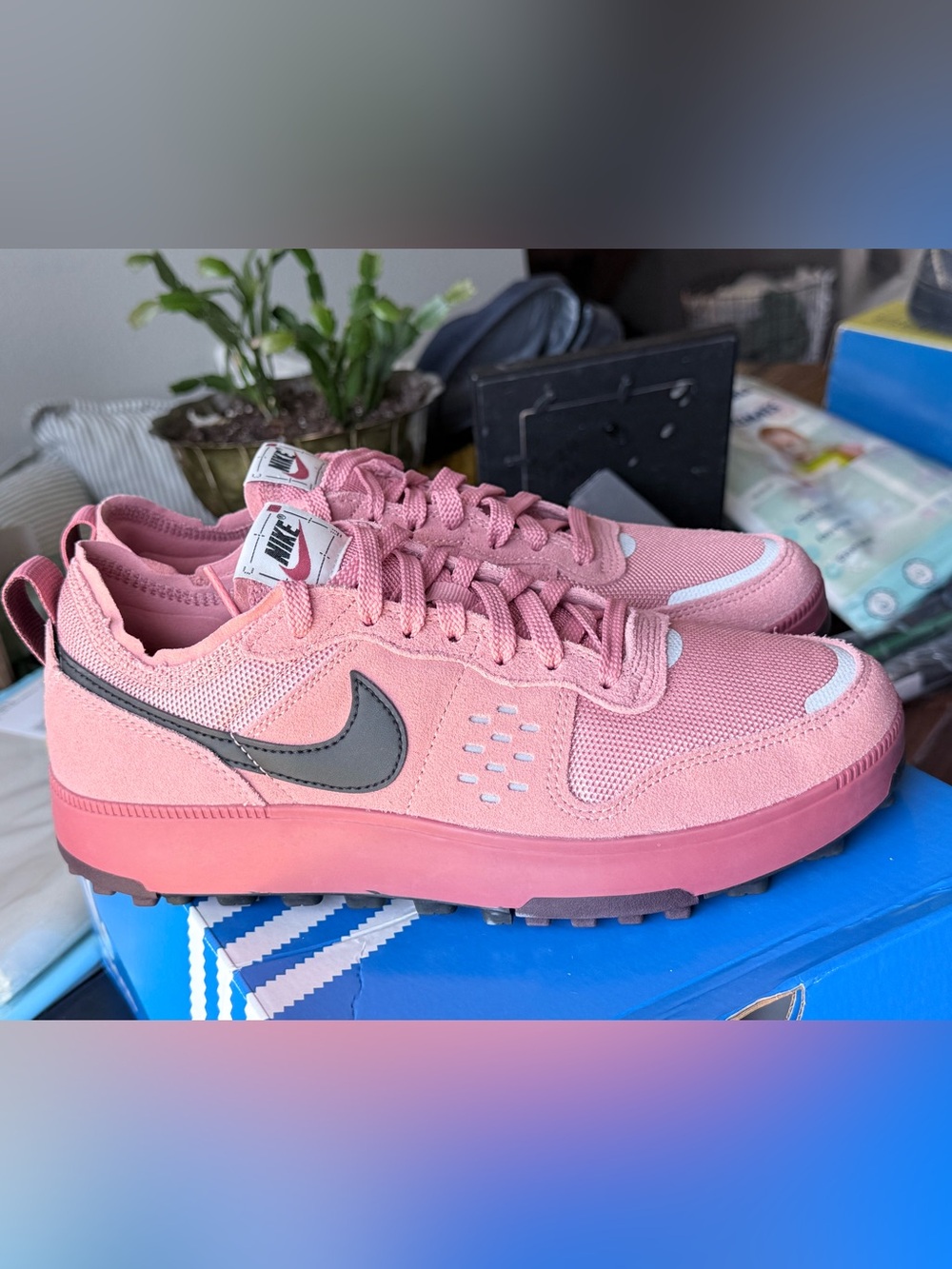 Nike C1ty ‘Red Stardust’